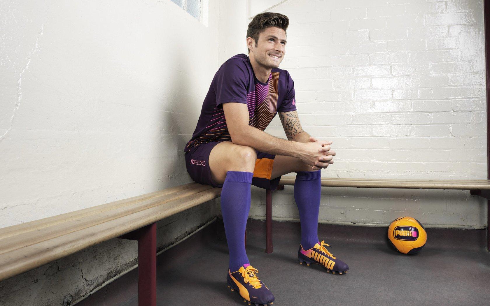 罗马诺独家,塞斯科大幅降薪接近加盟曼联,转会费锁定8500万欧元!